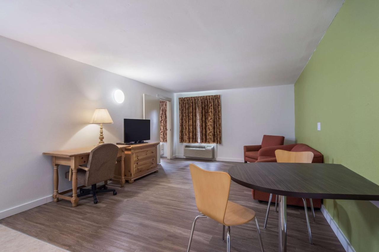 Hotel Oriskany Ngoại thất bức ảnh