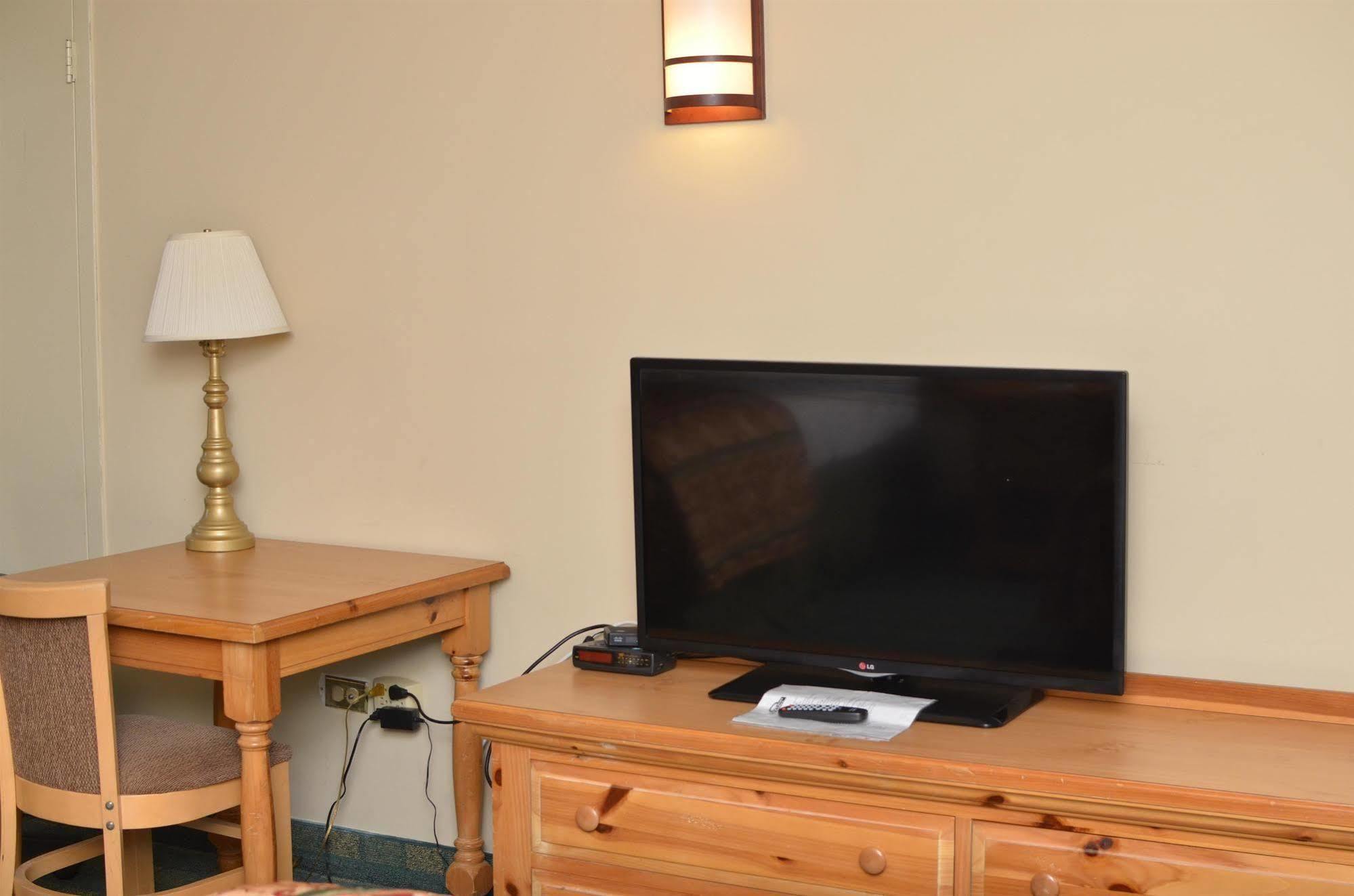 Hotel Oriskany Ngoại thất bức ảnh